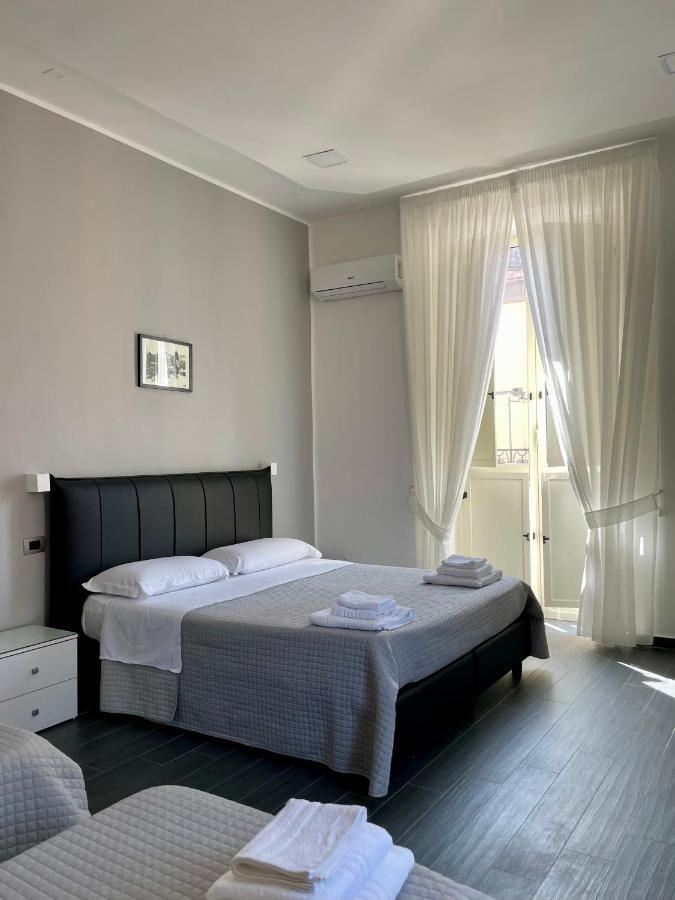 Le Porte Di Napoli - Rooms Eksteriør bilde